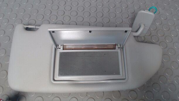 Foto: SONNENBLENDEN eines Volvo V70 D5