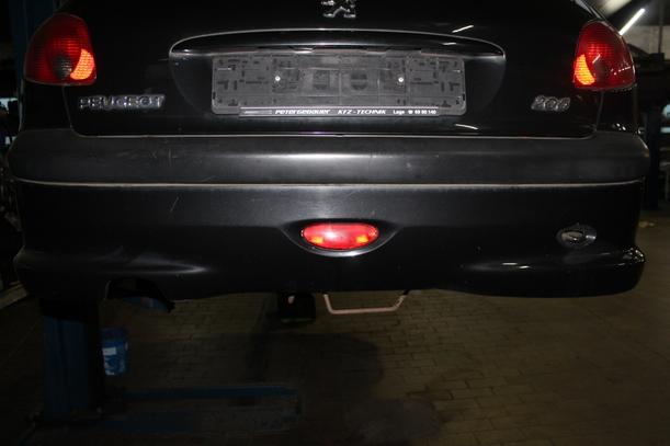 Foto: STOSSFÄNGER HINTEN (FACELIFT) eines Peugeot 206 60