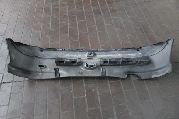 Foto: STOSSFÄNGER HINTEN (FACELIFT) eines Peugeot 206 60