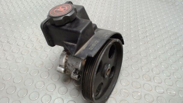 Foto: PUMPE SERVOLENKUNG eines Peugeot 206 60