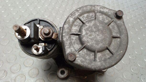 Foto: ANLASSER / STARTER VALEO eines Peugeot 206 60