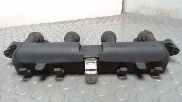 Foto: ZÜNDSPULE eines Peugeot 206 60