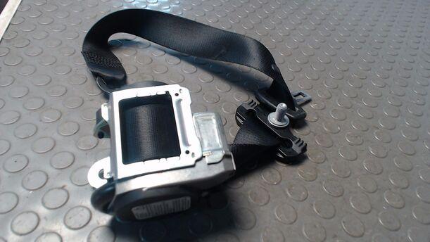 Foto: SICHERHEITSGURT HINTEN LINKS eines Mercedes-Benz A 180 CDI