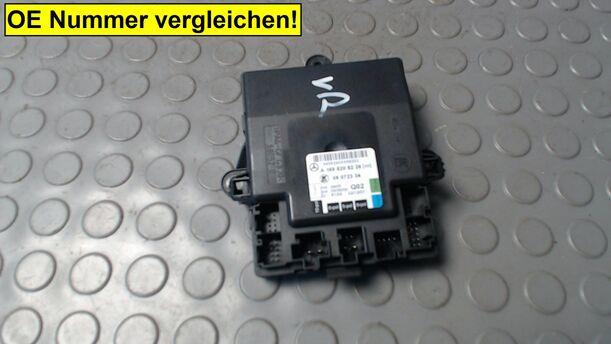 Foto: TÜRSTEUERGERÄT RECHTS eines Mercedes-Benz A 180 CDI