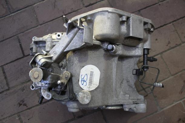 Foto: SCHALTGETRIEBE  6-GANG 711640 eines Mercedes-Benz A 180 CDI