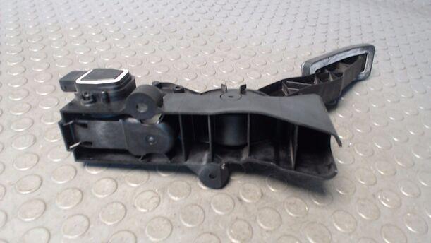 Foto: GASPEDAL eines Mercedes-Benz A 180 CDI