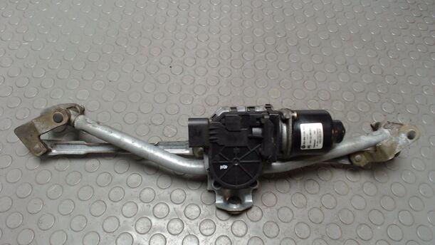 Foto: SCHEIBENWISCHERMOTOR VORN eines VW Polo 1.4