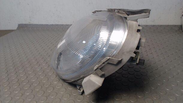 Foto: SCHEINWERFER BOSCH LINKS eines Mercedes-Benz A 140
