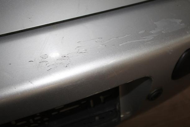 Foto: STOSSFÄNGER/ STOßSTANGE HINTEN eines VW Golf 1.9 TDI