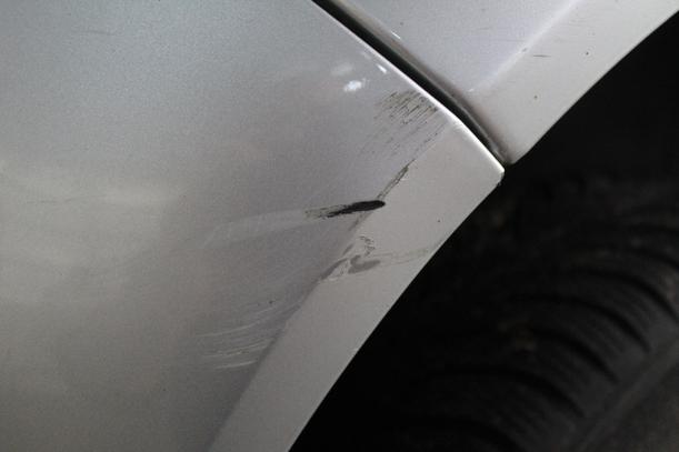 Foto: STOSSFÄNGER/ STOßSTANGE HINTEN eines VW Golf 1.9 TDI