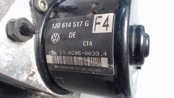 Foto: HAUPTBREMSAGGREGAT ABS eines VW Golf 1.9 TDI