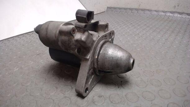 Foto: ANLASSER / STARTER BOSCH eines Citroen C1 1.0