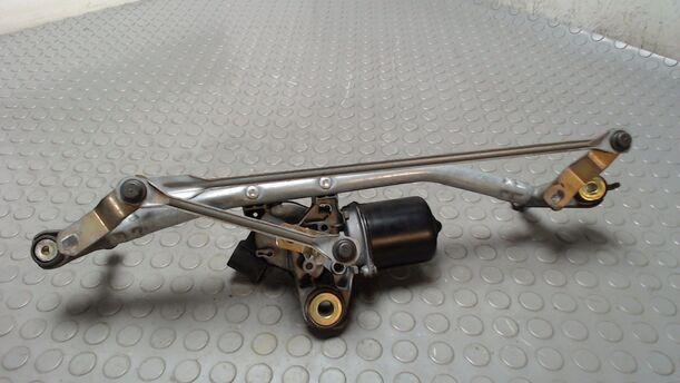 Foto: SCHEIBENWISCHERMOTOR VORN eines Citroen C2 1.4 HDi