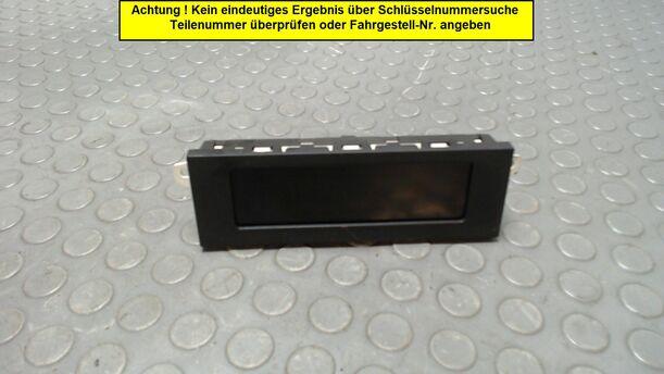 Foto: DISPLAY / BORDCOMPUTER / UHR eines Citroen C2 1.4 HDi