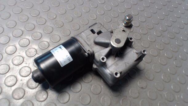 Foto: SCHEIBENWISCHERMOTOR VORN eines Peugeot 307 HDi Break 110
