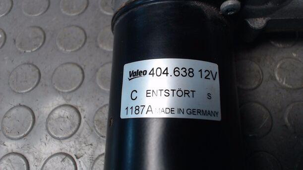 Foto: SCHEIBENWISCHERMOTOR VORN eines Peugeot 307 HDi Break 110