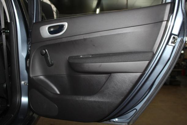 Foto: TÜR HINTEN RECHTS ( BREAK ) eines Peugeot 307 HDi Break 110