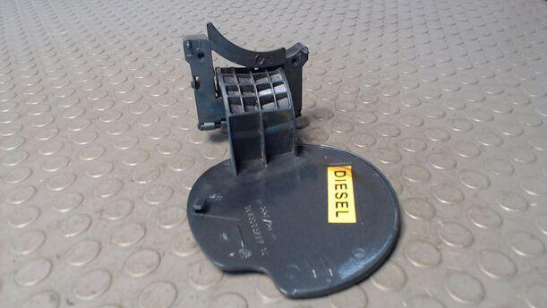 Foto: TANKKLAPPE eines Peugeot 307 HDi Break 110