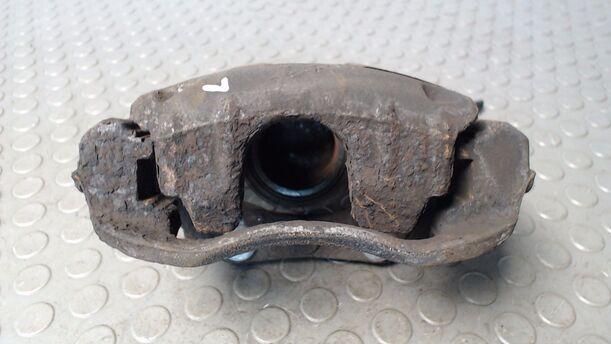 Foto: BREMSSATTEL VORN LINKS eines Peugeot 307 HDi Break 110