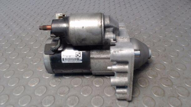 Foto: ANLASSER / STARTER eines Peugeot 307 HDi Break 110