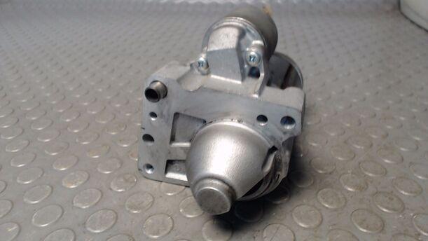 Foto: ANLASSER / STARTER eines Peugeot 307 HDi Break 110