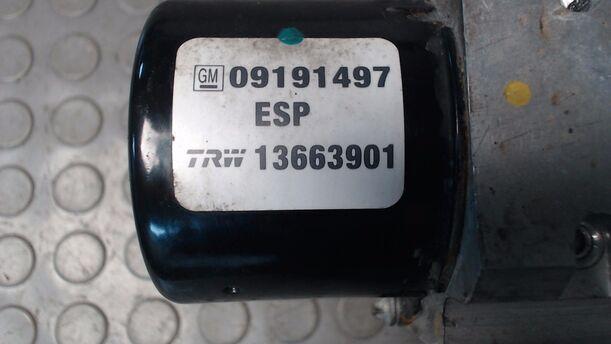 Foto: HAUPTBREMSAGGREGAT ABS eines Opel Signum 2.2 DTI
