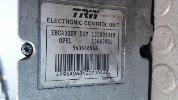 Foto: HAUPTBREMSAGGREGAT ABS eines Opel Signum 2.2 DTI