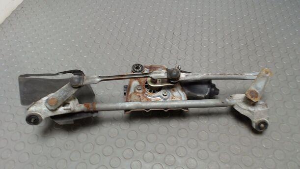 Foto: SCHEIBENWISCHERMOTOR VORN eines Toyota Yaris 1.0 CL