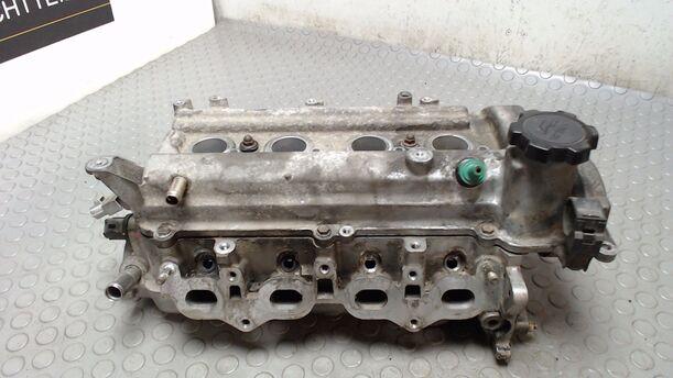 Foto: ZYLINDERKOPF 1SZ-FE eines Toyota Yaris 1.0 CL