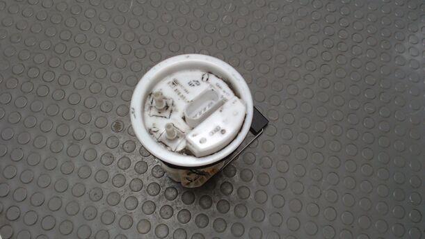 Foto: KRAFTSTOFFPUMPE eines Skoda Fabia 1.2 HTP CL