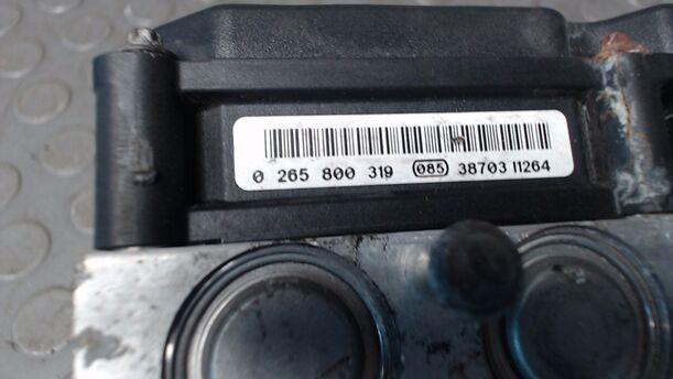 Foto: HAUPTBREMSAGGREGAT ABS eines Nissan Micra 1.2 GSi
