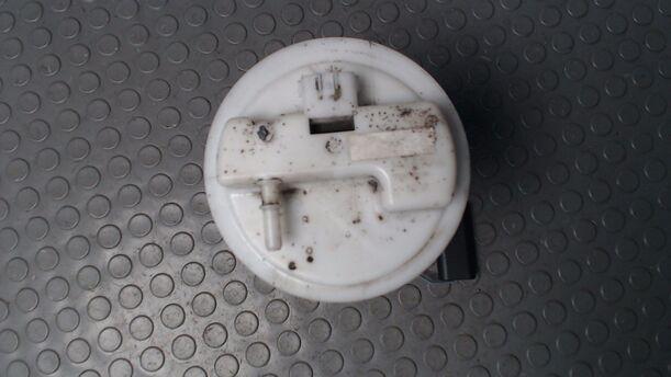 Foto: KRAFTSTOFFPUMPE eines Nissan Micra 1.2 GSi