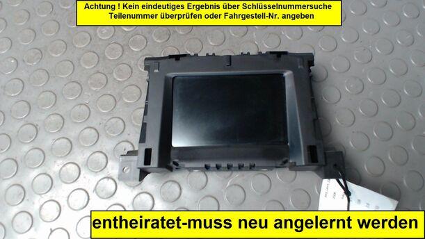 Foto: DISPLAY/ BILDSCHIRM eines Opel Astra 1.7 CDTI Caravan
