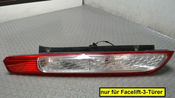 Foto: HECKLEUCHTE / RÜCKLEUCHTE LINKS (SCHRÄGHECK / FACELIFT) eines Ford Focus 1.6 16V Avance