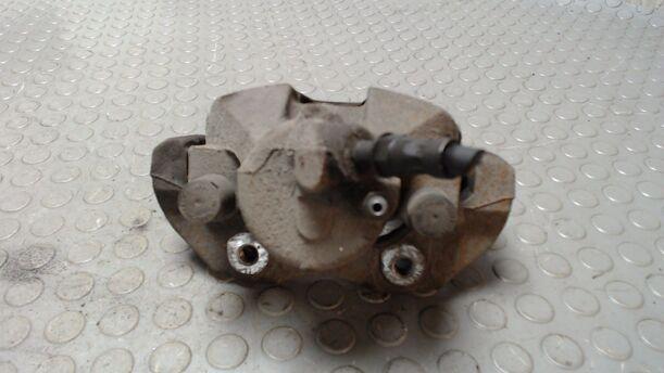 Foto: BREMSSATTEL VORN RECHTS eines Ford Focus 1.6 16V Avance