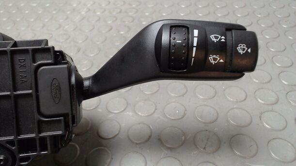 Foto: BLINKSCHALTER / KOMBISCHALTER eines Ford Focus 1.6 16V GSi