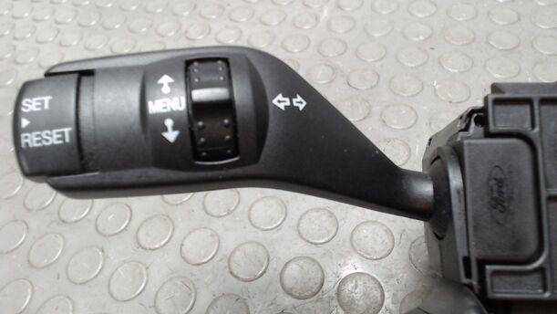 Foto: BLINKSCHALTER / KOMBISCHALTER eines Ford Focus 1.6 16V GSi