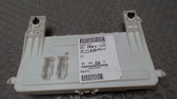 Foto: SICHERUNGSKASTEN eines Ford Focus 1.6 16V Avance
