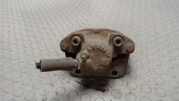 Foto: BREMSSATTEL VORN LINKS eines Renault Clio 1.2 16V GSi