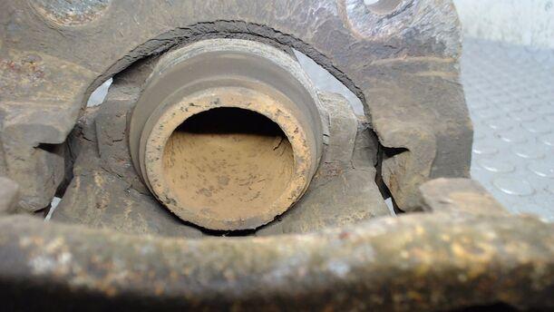 Foto: BREMSSATTEL VORN LINKS eines Renault Clio 1.2 16V GSi