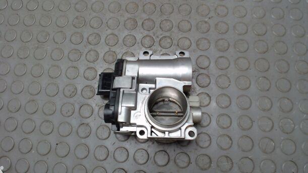 Foto: DROSSELKLAPPENSTUTZEN  MAGNETI MARELLI eines Renault Clio 1.2 16V GSi