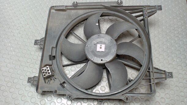 Foto: ELEKTROLÜFTER eines Renault Clio 1.2 16V GSi
