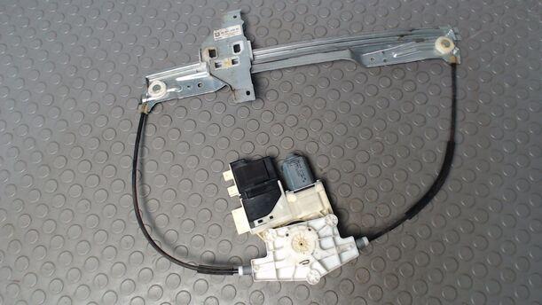 Foto: FENSTERHEBER ELEKTRISCH RECHTS ( 3 TÜRER ) eines Citroen C4 Coupe 1.6 HDi FAP Avance