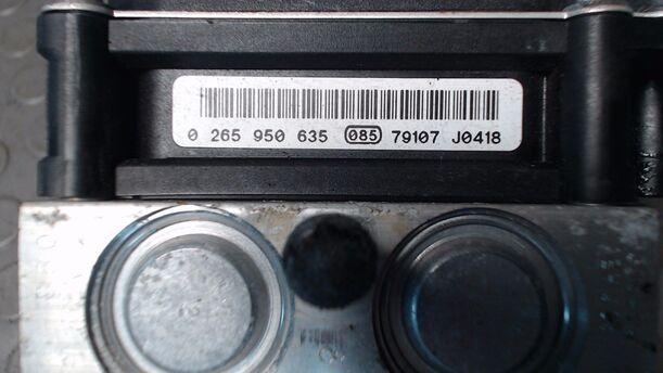 Foto: HAUPTBREMSAGGREGAT ABS eines Citroen C4 Coupe 1.6 HDi FAP Avance