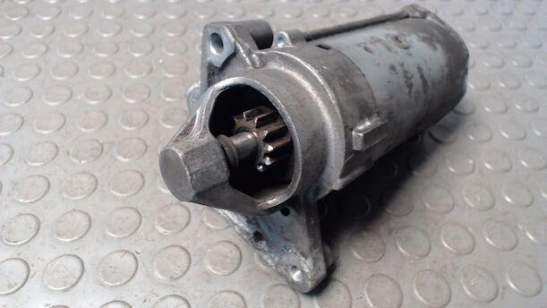 Foto: ANLASSER / STARTER VALEO eines Citroen C4 Coupe 1.6 HDi FAP Avance