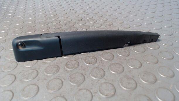 Foto: SCHEIBENWISCHERARM HINTEN ( R50 ) eines Mini (BMW) Mini One GLX