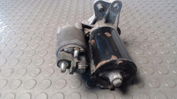 Foto: ANLASSER / STARTER BOSCH eines Mini (BMW) Mini One GLX