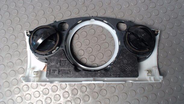 Foto: TACHOBLENDE ( R50 ) eines Mini (BMW) Mini One GLX