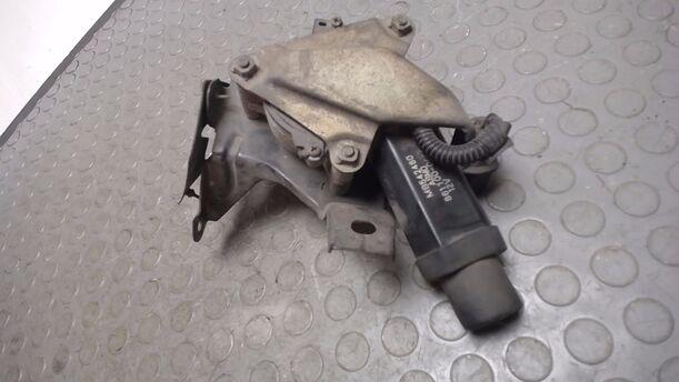 Foto: KLAPPMECHANISMUS SCHEINWERFER RECHTS eines Mitsubishi Eclipse 2000 16V GSi