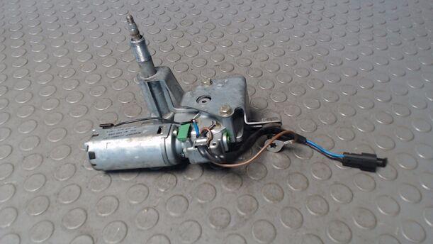 Foto: SCHEIBENWISCHERMOTOR HINTEN eines Opel Corsa GLX